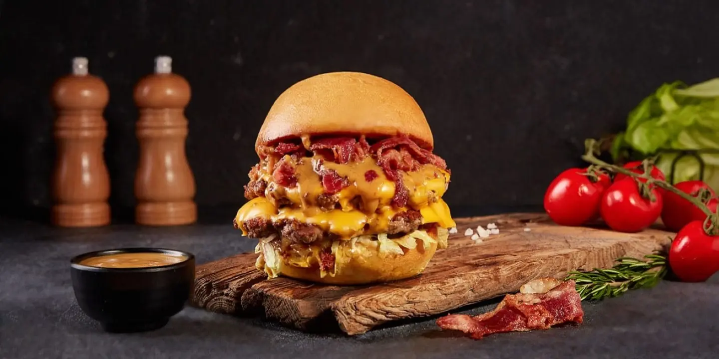 Beef & Bun cover