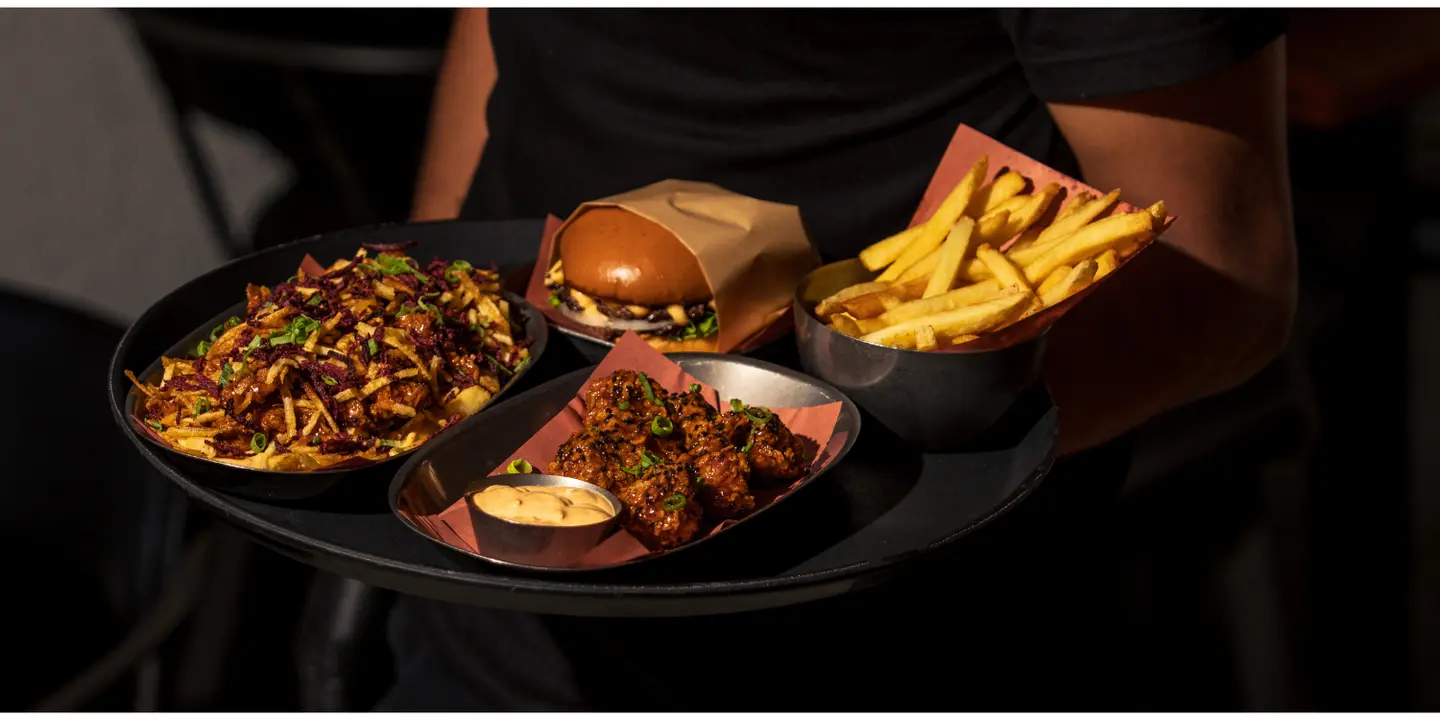 سلايدر هاوس cover