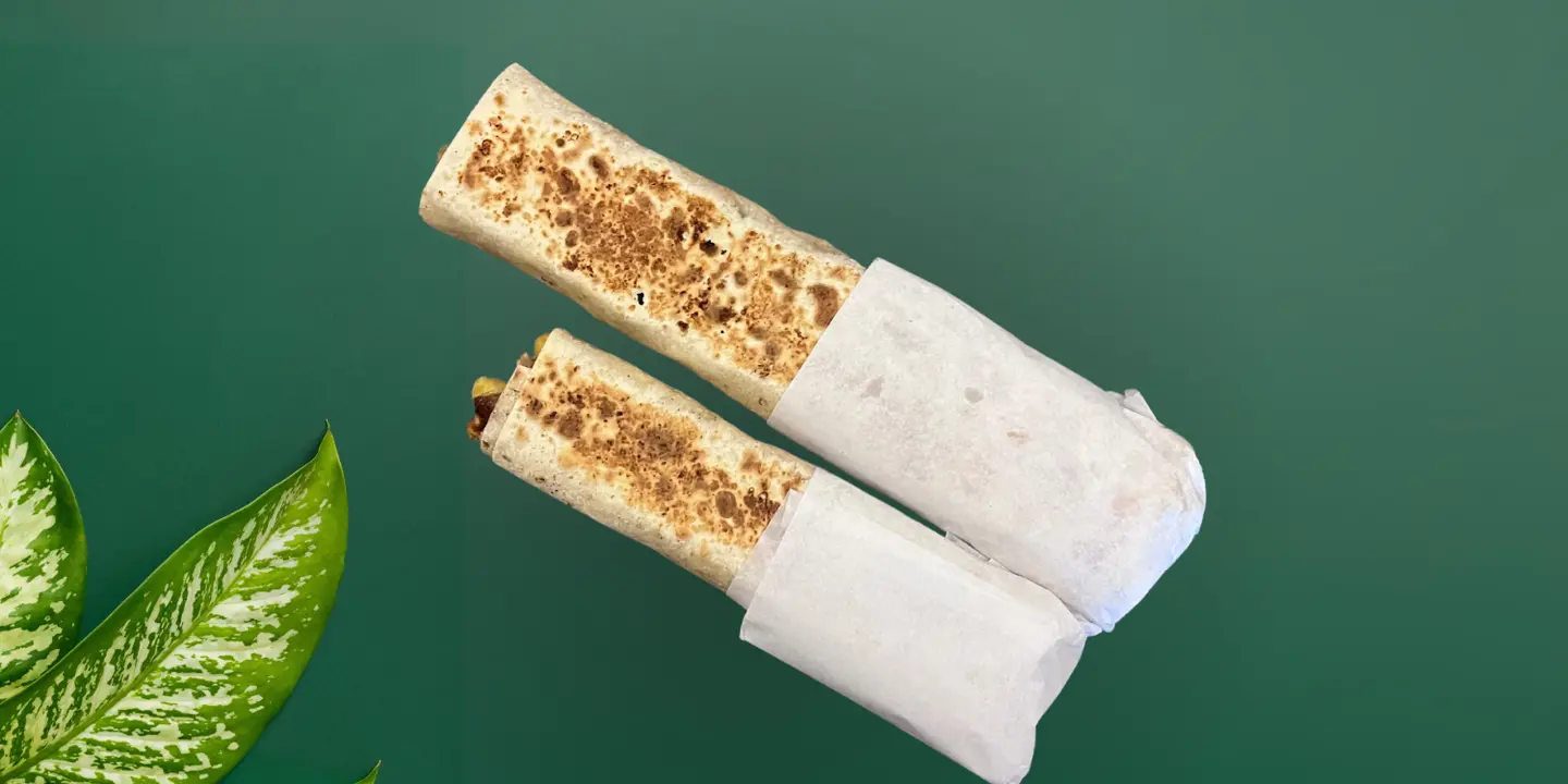 مطعم فطائر الشجرة  cover