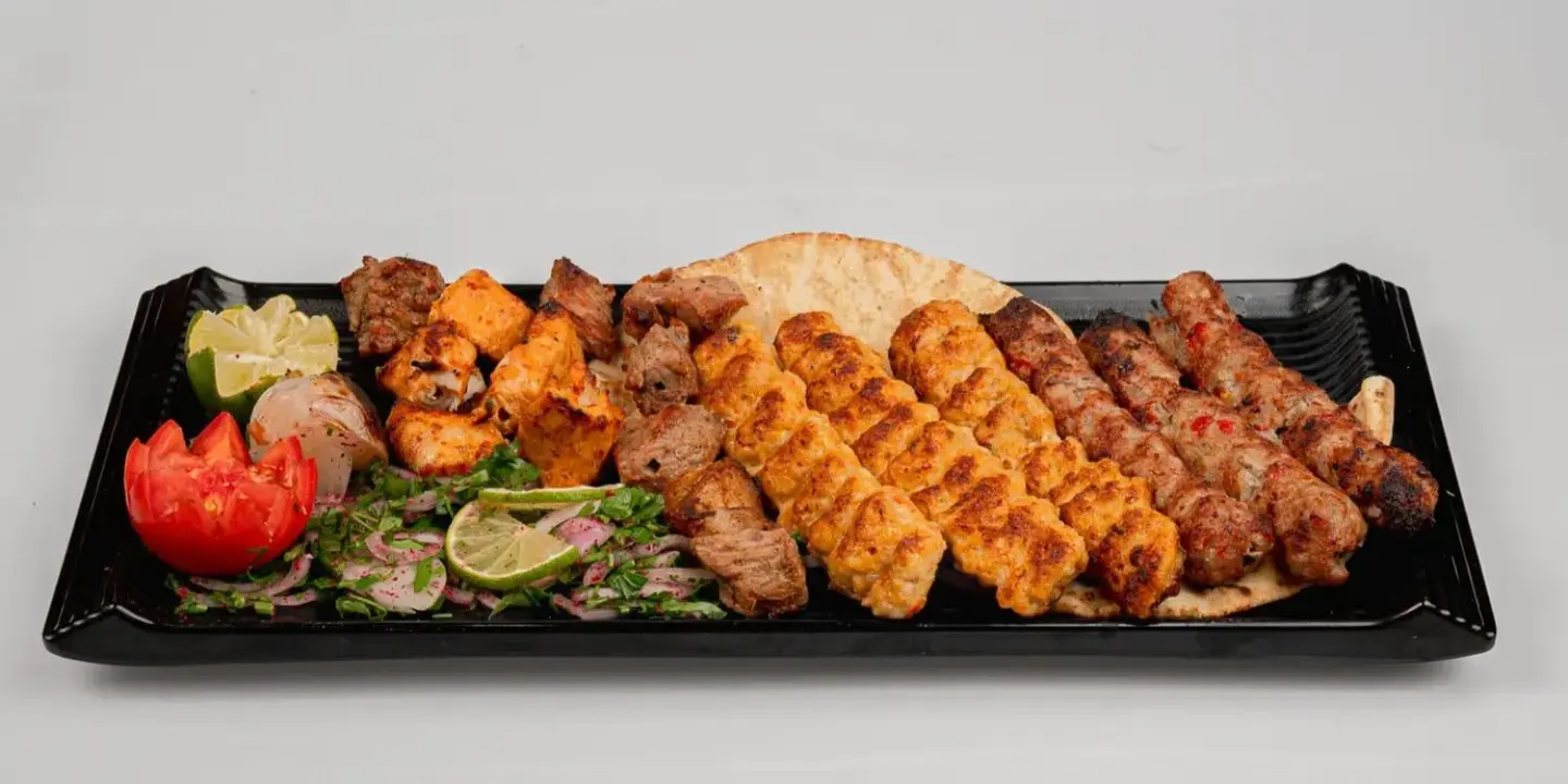 Mashawi Ladhat Altaem cover