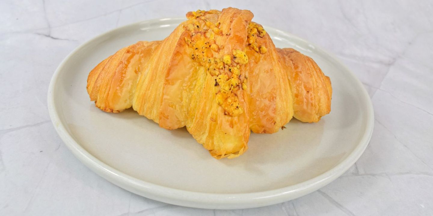 الماريس بيكري cover