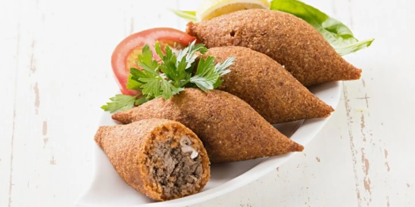 عناقيد cover