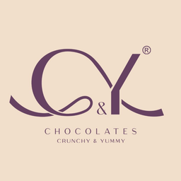 Crunchy & yummy logo