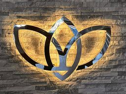 لورين فلاور logo