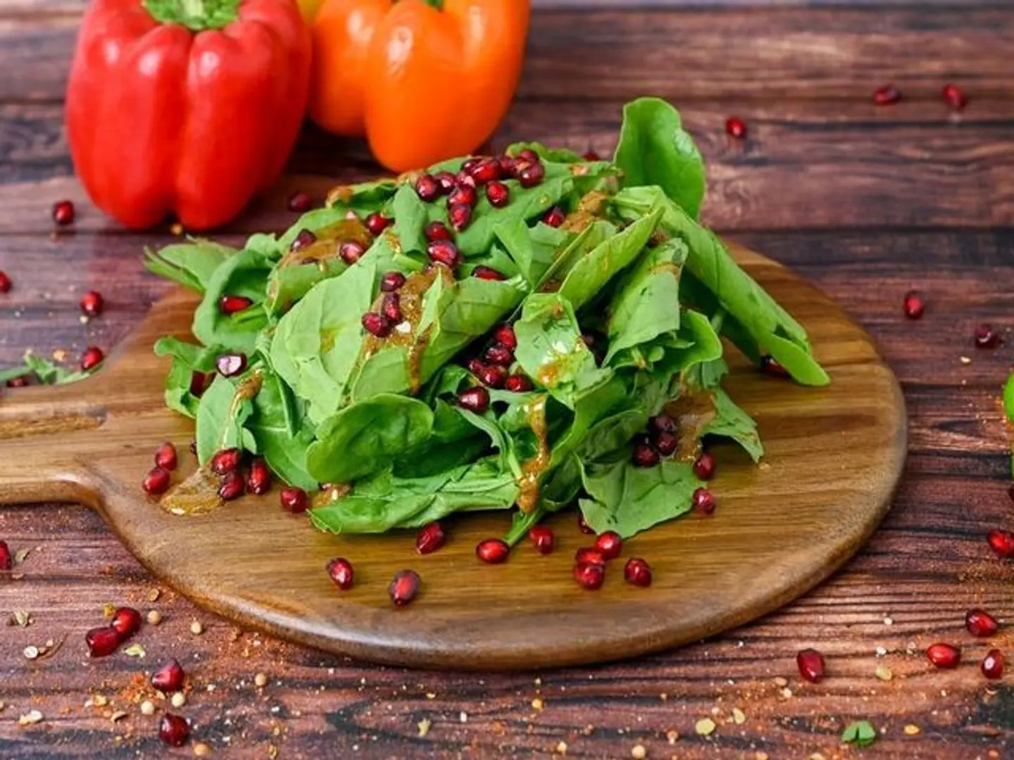 سلطة الرمان والجرجير