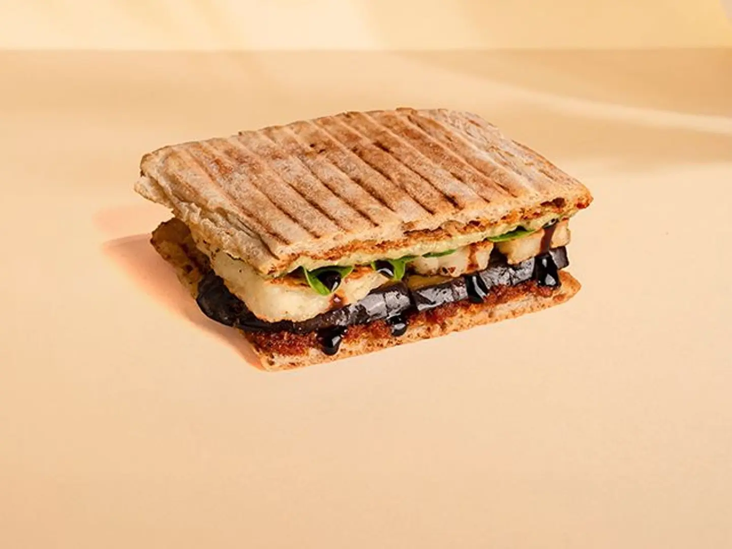 ⁠حلومي باذنجان