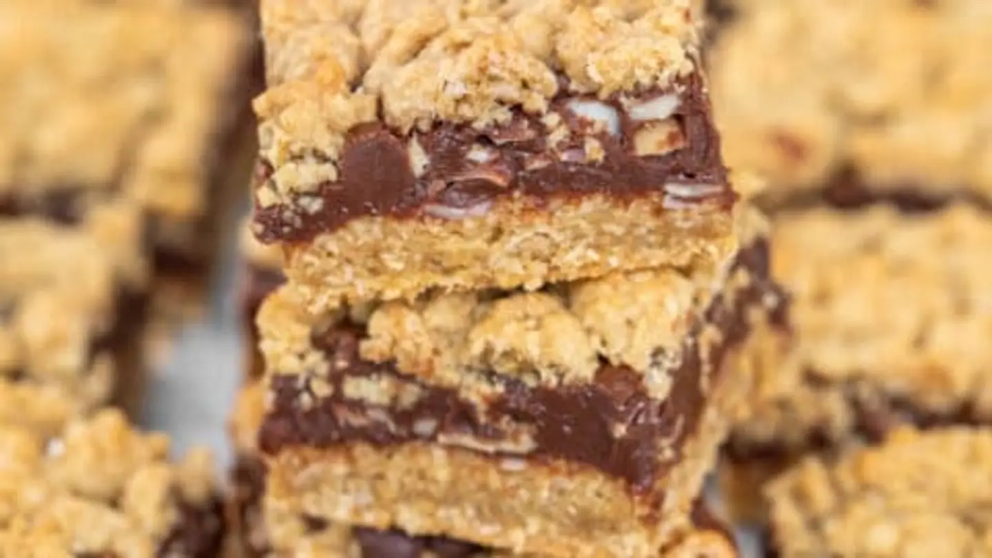 Oatmeal Fudge Blondie