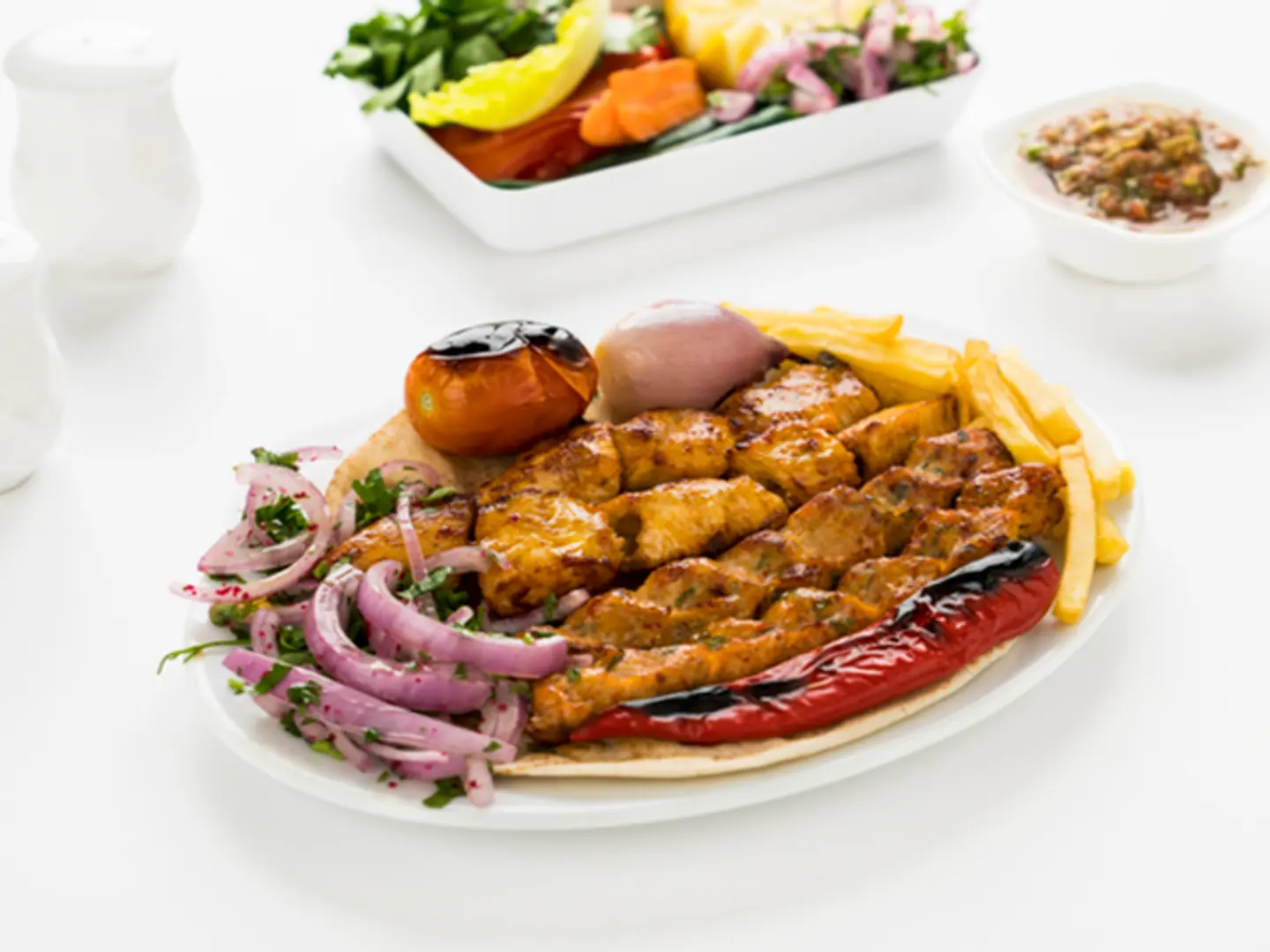 نفر مشكل دجاج