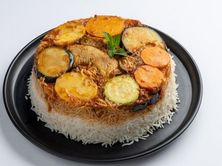 ربع وجبة مقلوبة