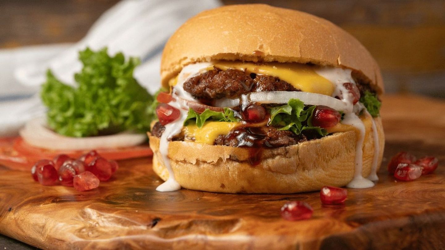Pomegranate Burger Aca