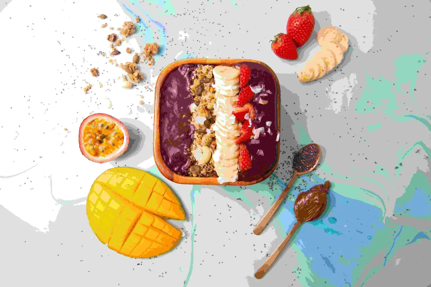 نوتيلا وموز بالفراولة و الموز - مزيج الموز