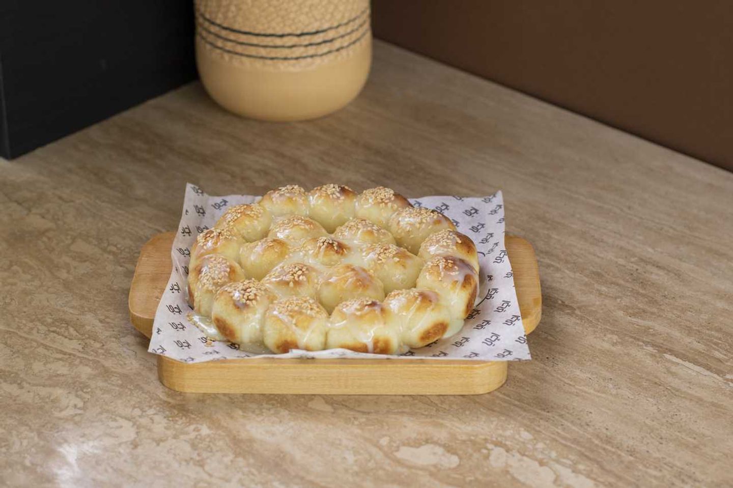 Large Sesame Beehive