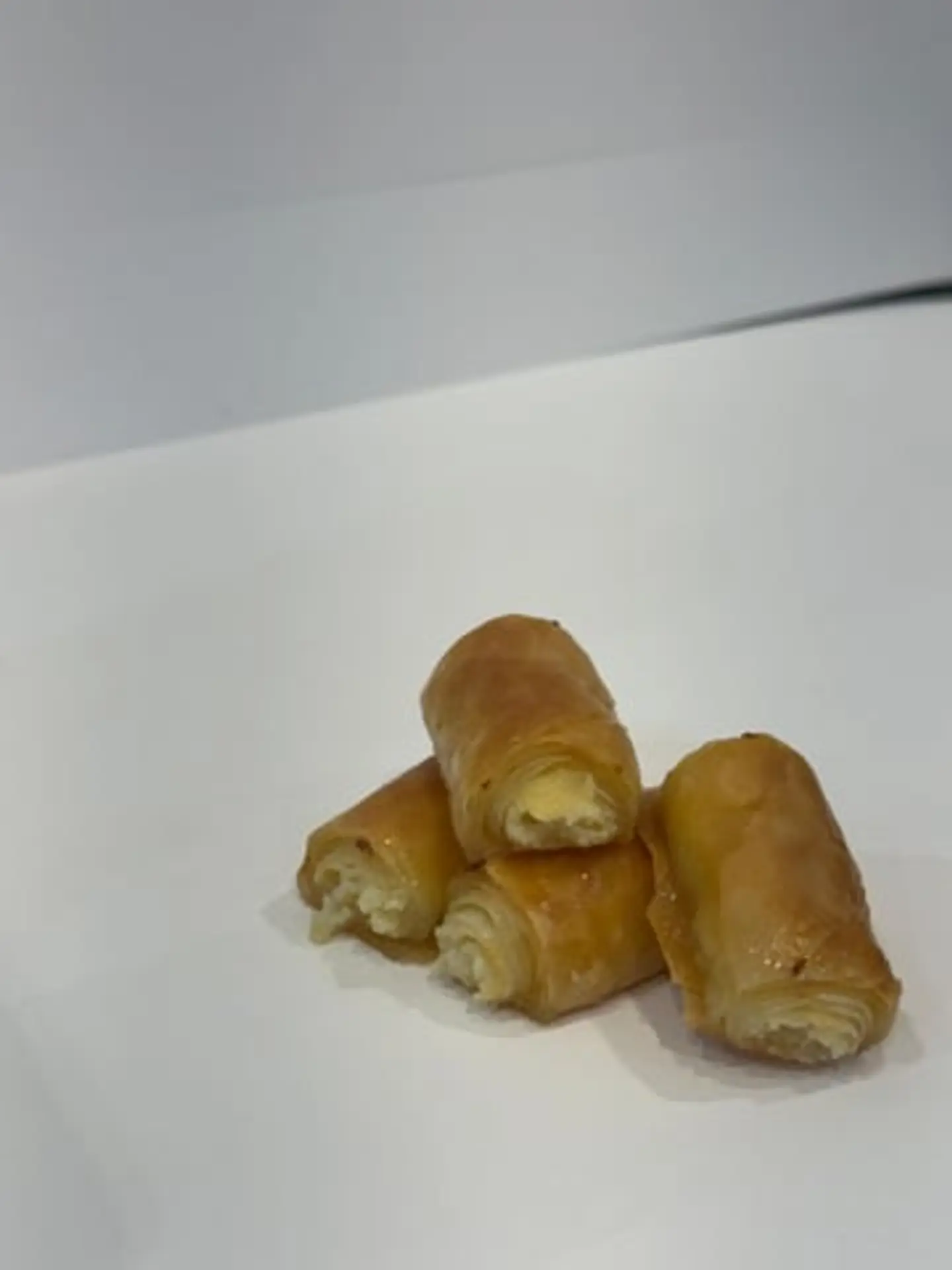 اصابع بقلاوة ميني جبن وقشطة