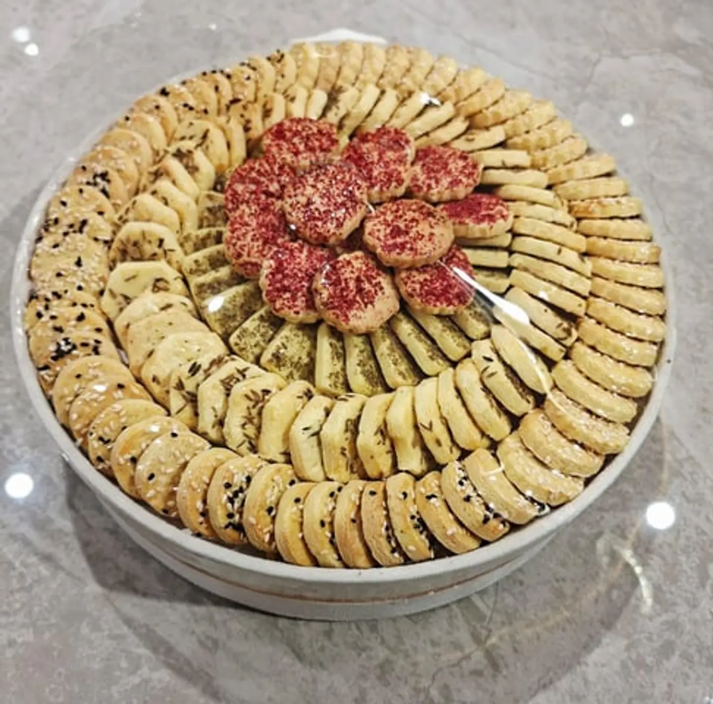 صينية موالح مشكل