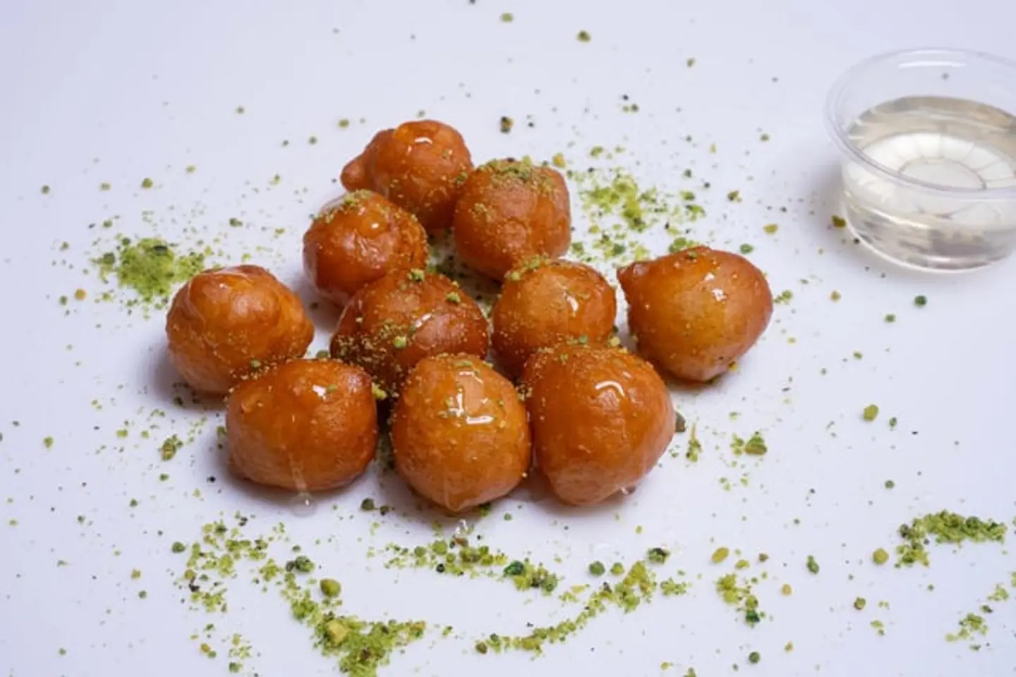 عوامة (لقيمات)