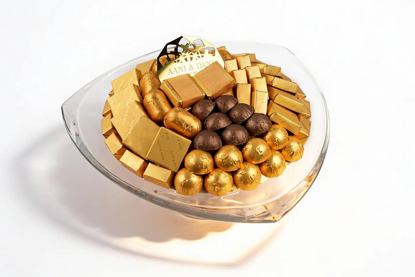 طبق زجاجي سميك مثلث ذهبي