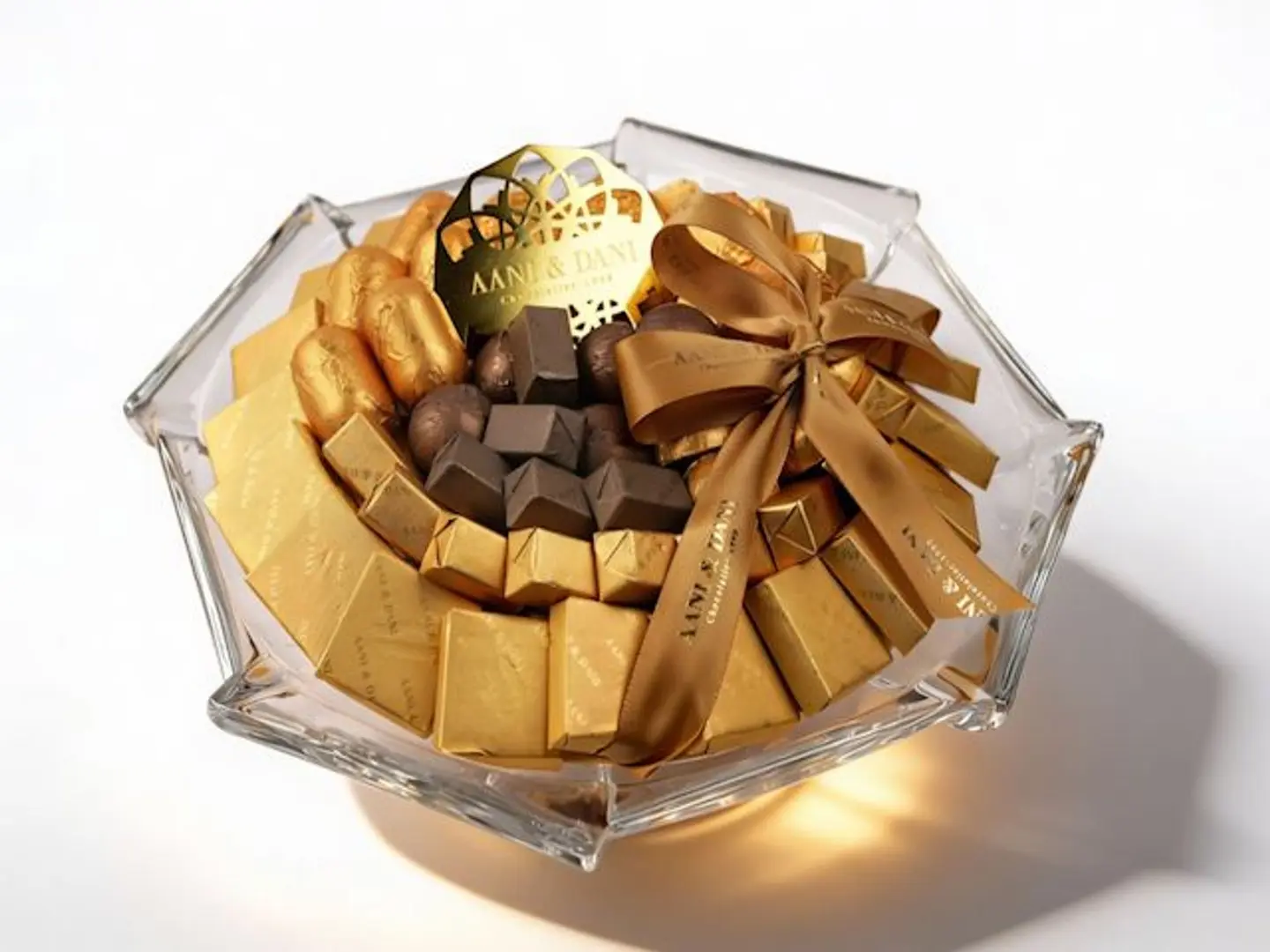 طبق زجاجي ثماني سميك ذهبي