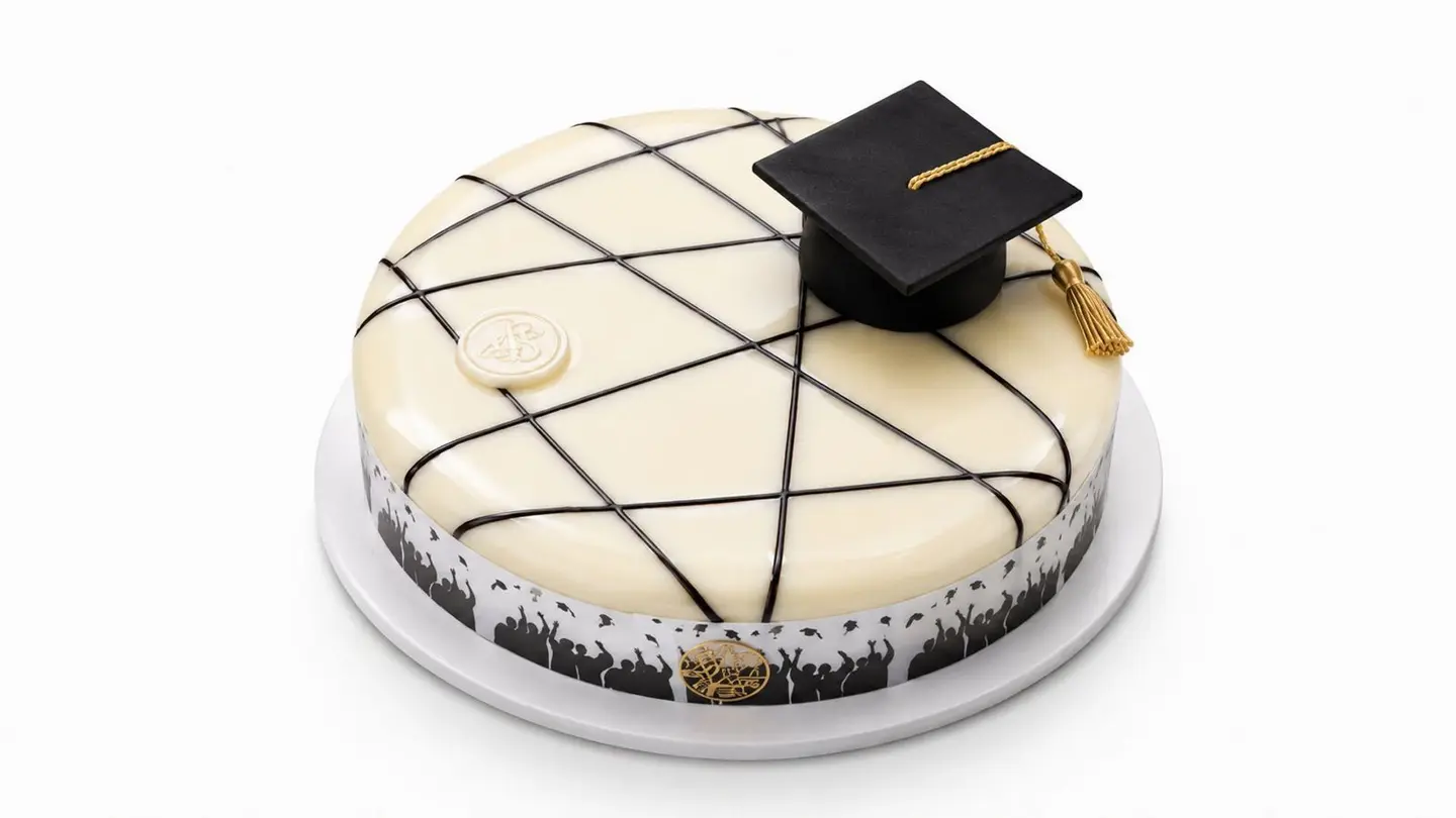 Graduation Cake Blue Velvet