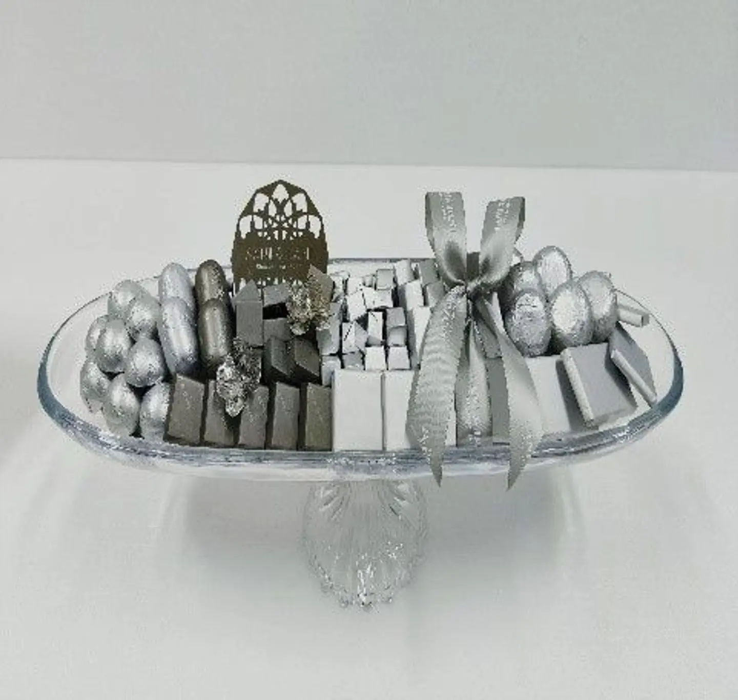 فازة بيضاوية شفافة كريستال فضي