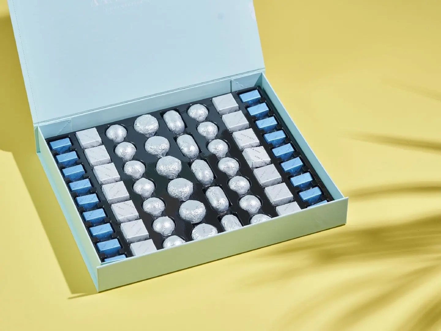 Summer Box Blue