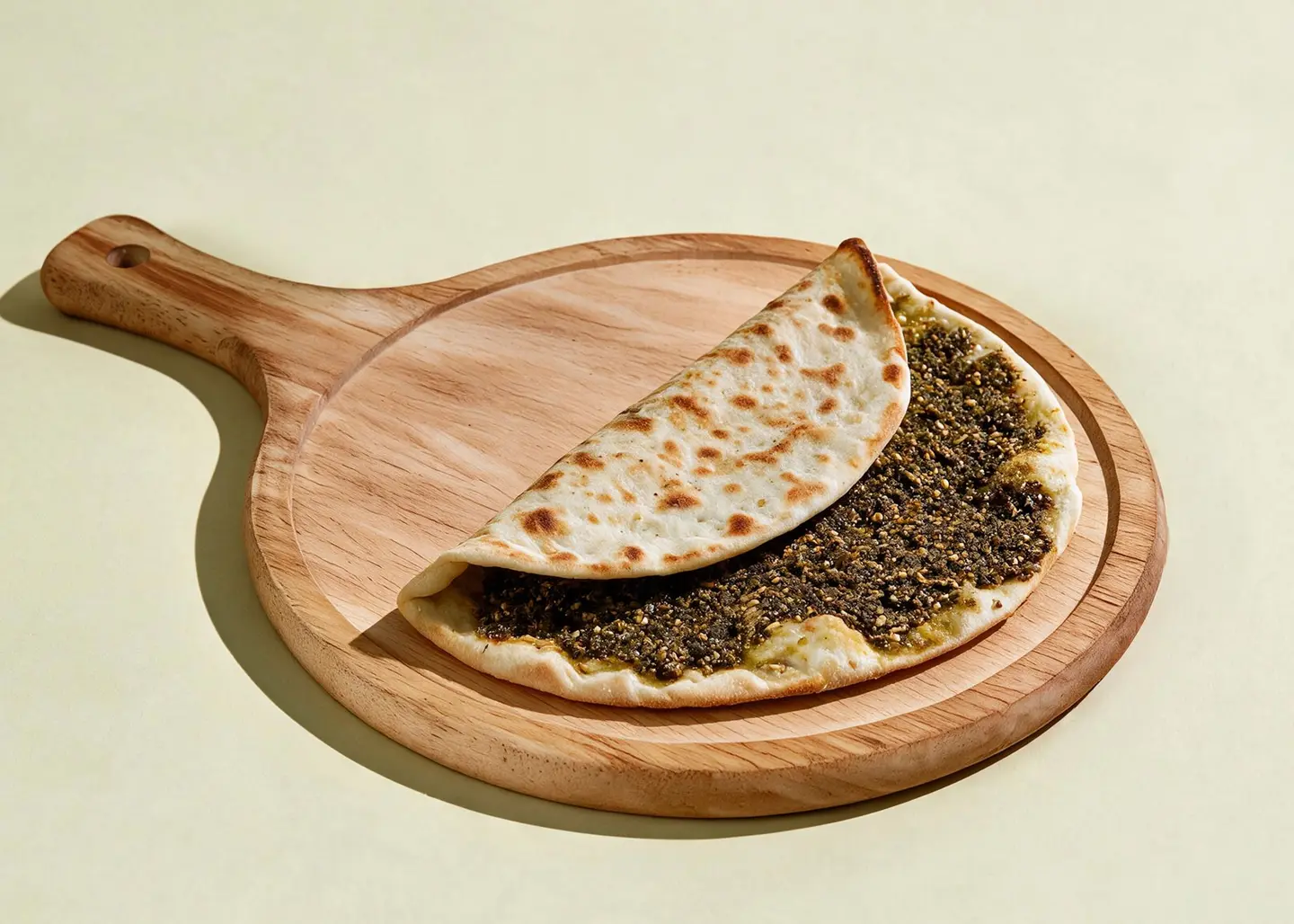 الحطب مناقيش زعتر