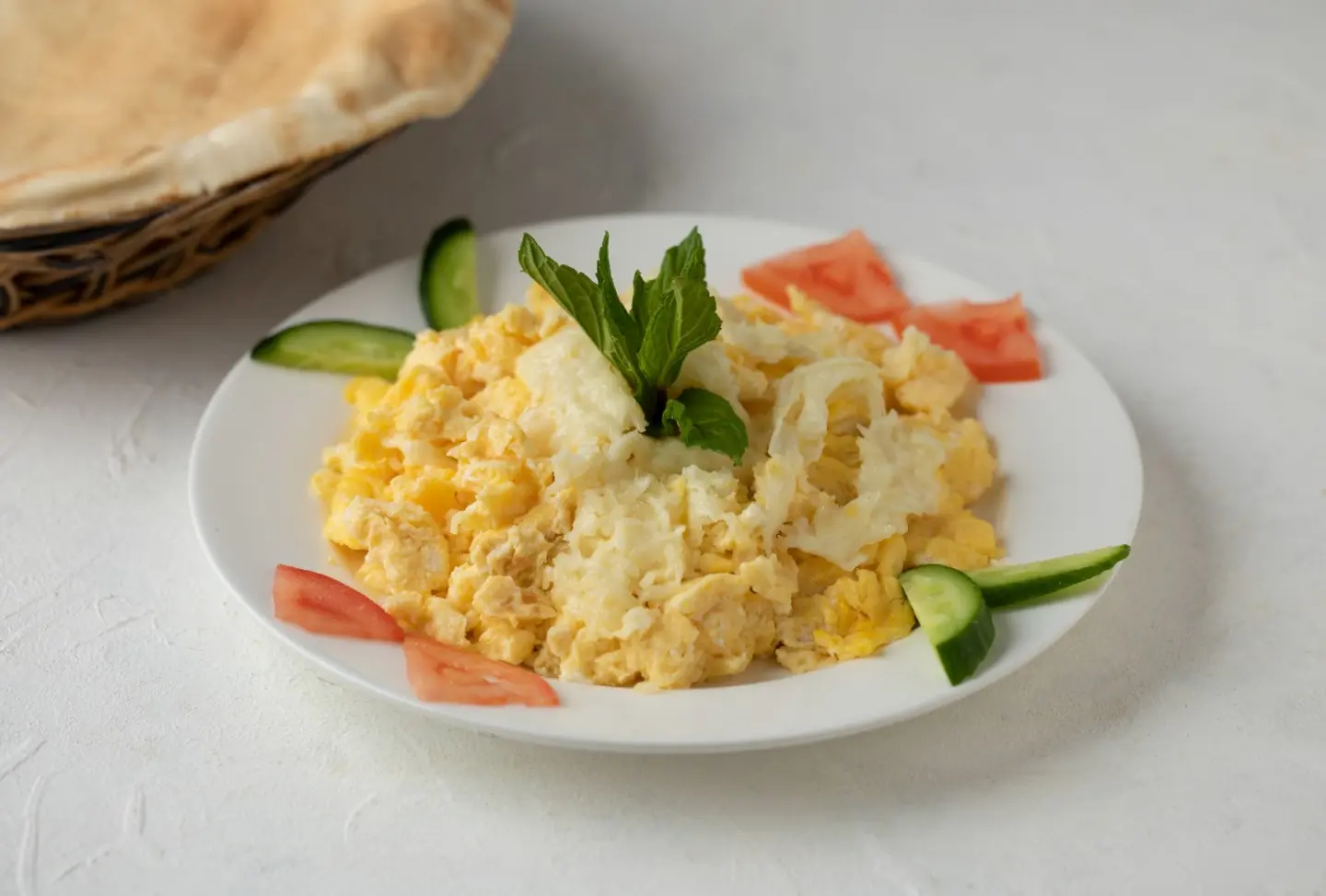Eggs With Cheese