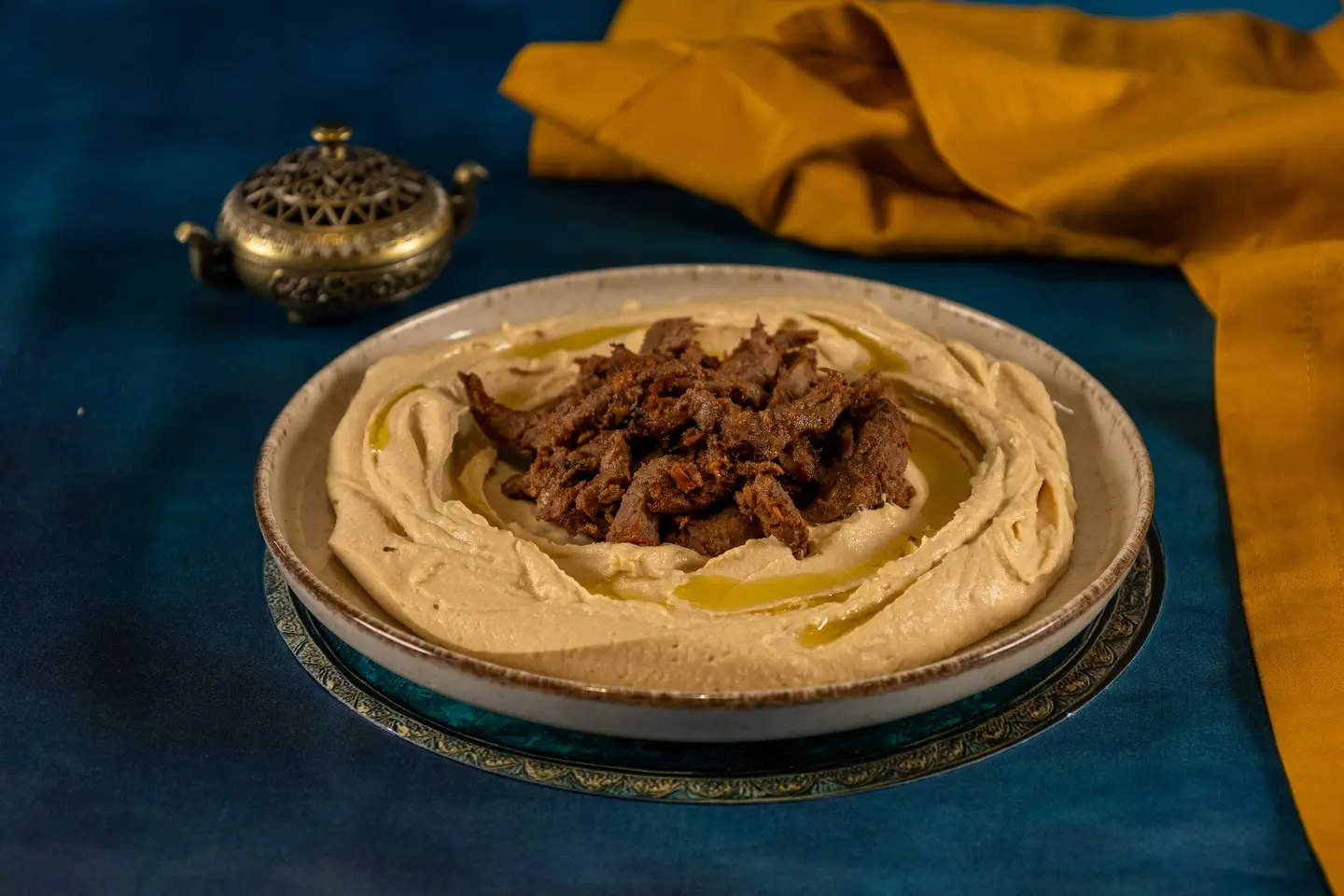 حمص بشاورما اللحم