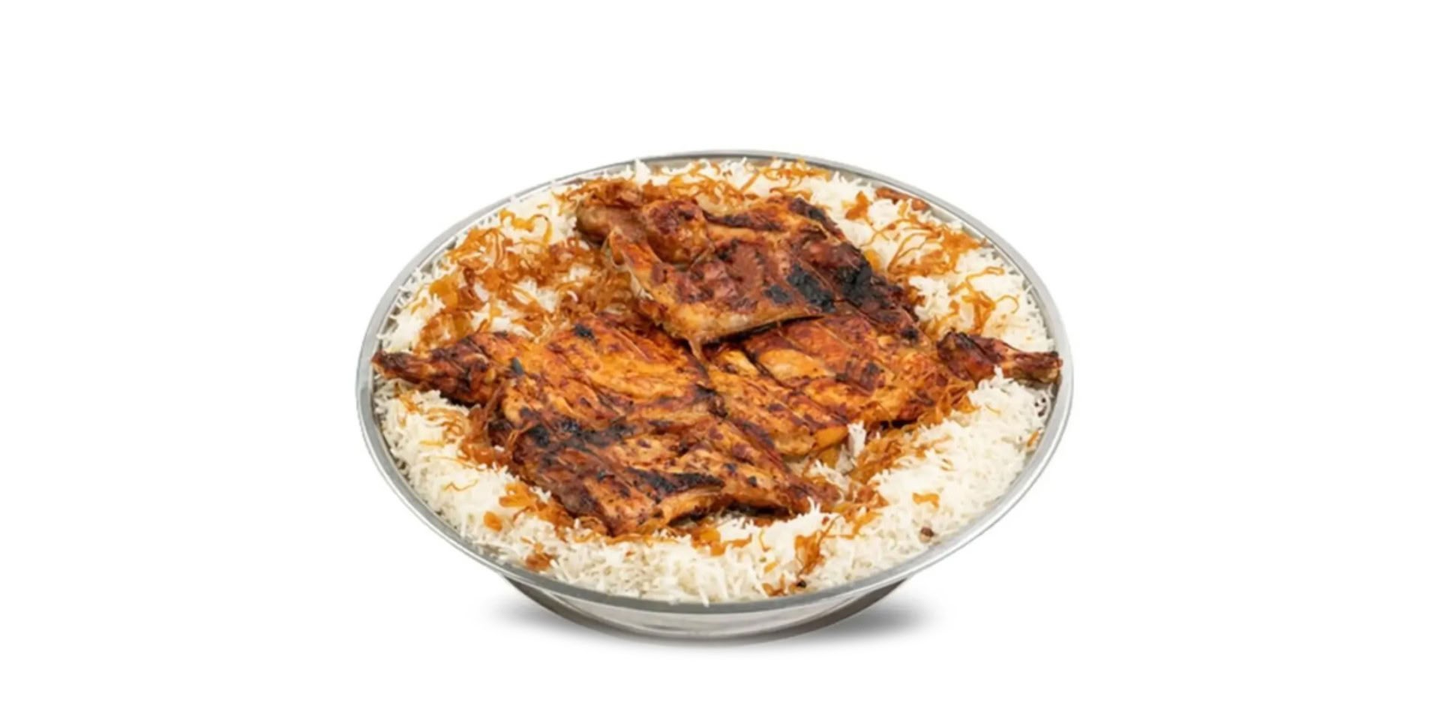 وجبة دجاج مشوي مع أرز بيشاور