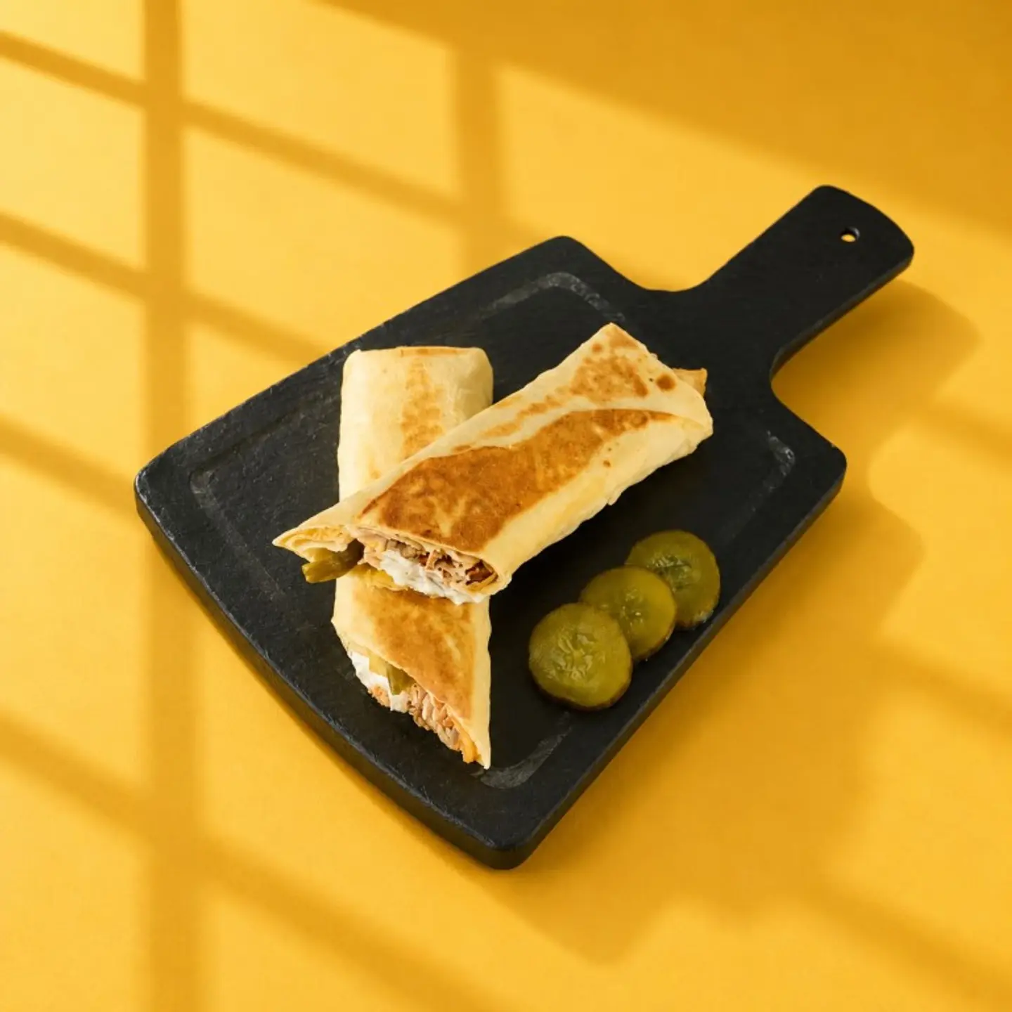 سندوتش دجاج حار