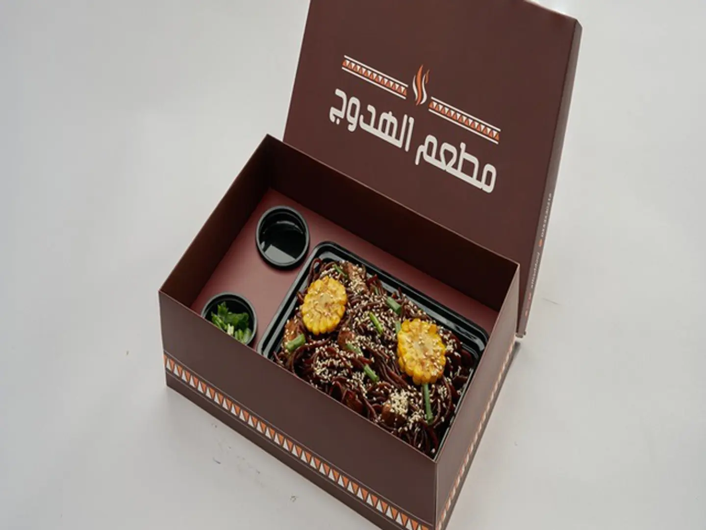 وجبة نودلز بالدجاج