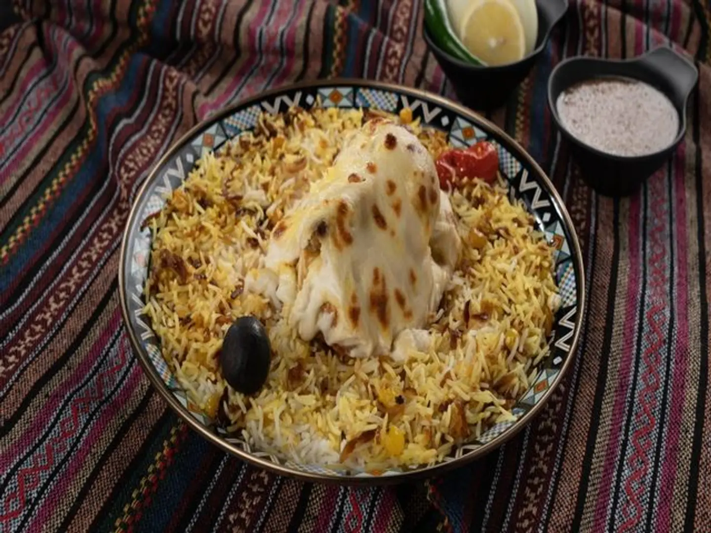 نصف مميز رز مندي