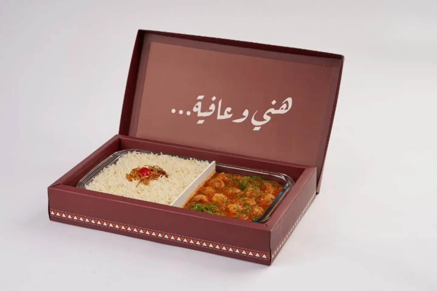 كرات كفتة الدجاج بالصوص مع رز ابيض بايركس