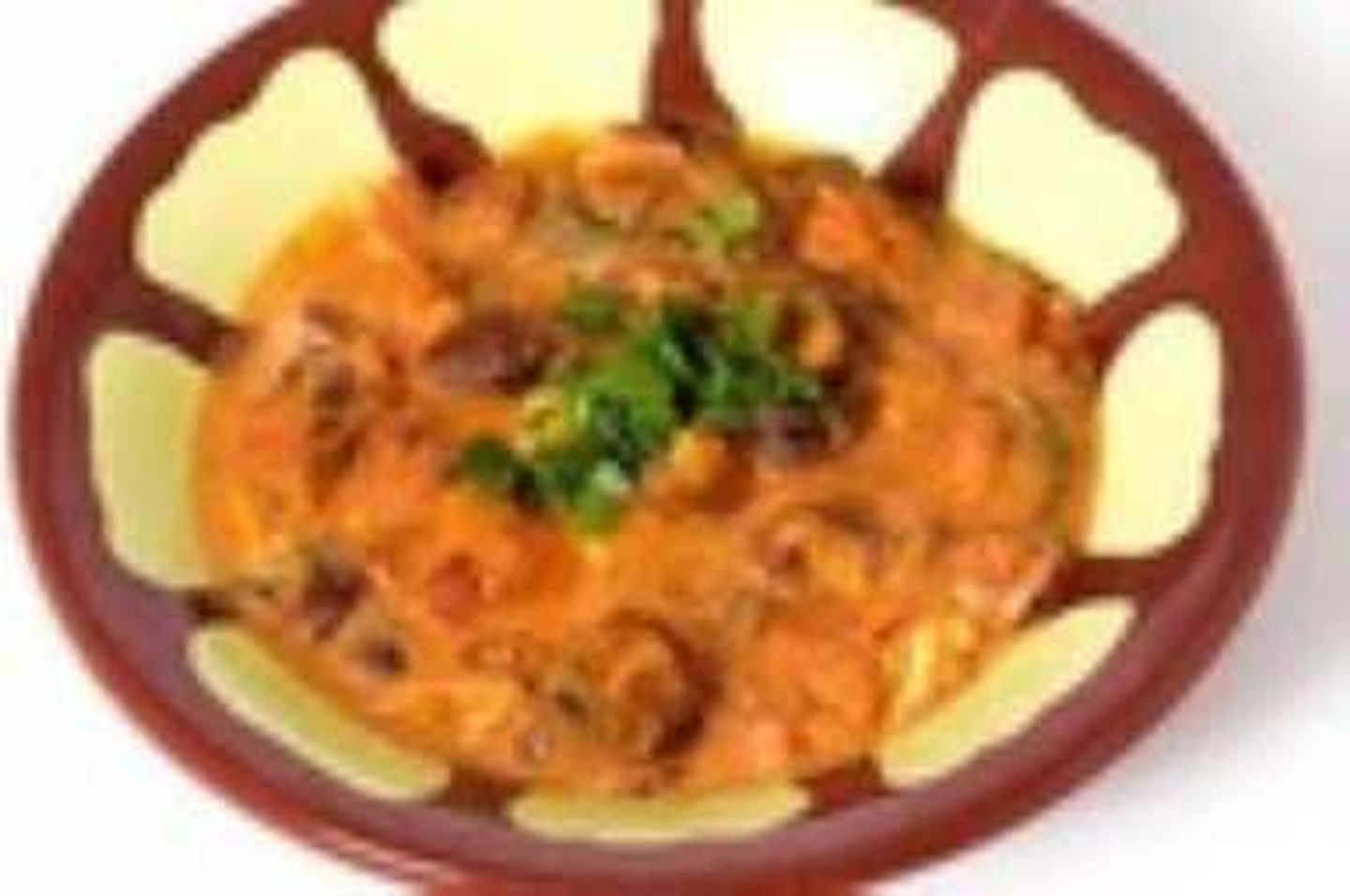 صحن فول صنعاني بيض مقلي