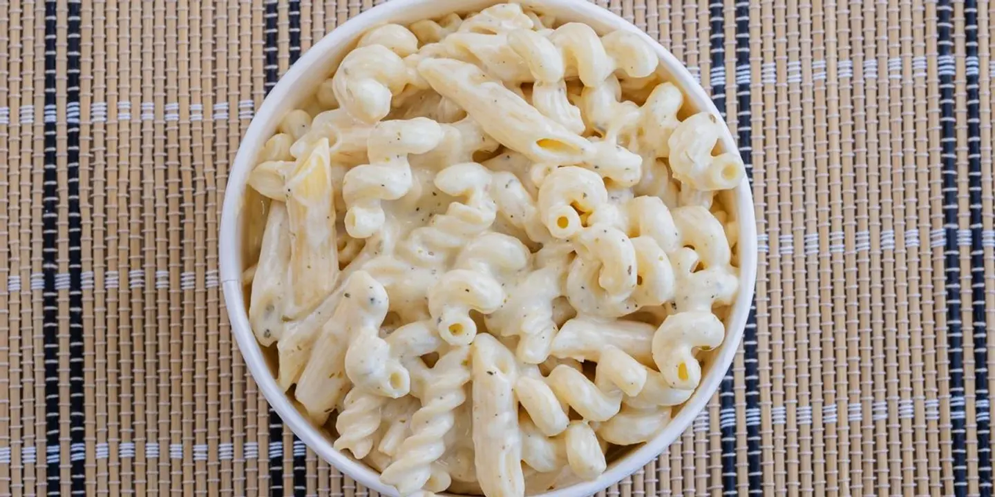 باستا الاجبان الاربعة