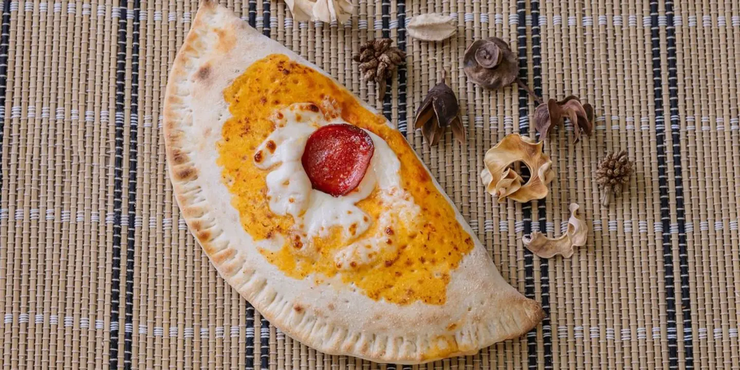 كالزون بيبروني