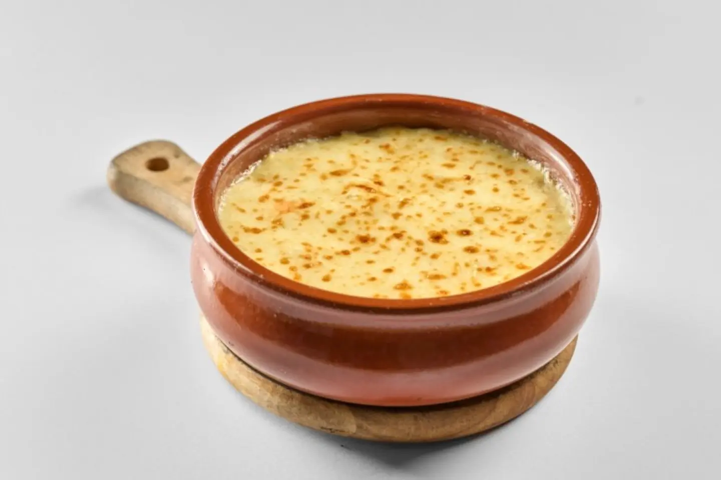 فخارة بشاميل لحم مكرونة جبنة صوص بشاميل