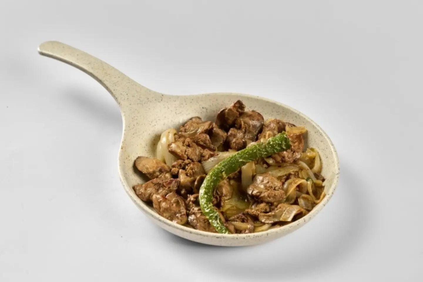 كبدة دجاج مع بصل