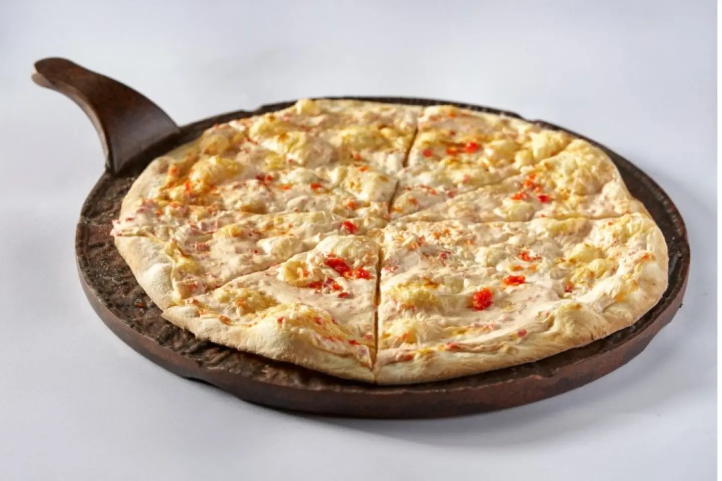 منقوشة لبنة وفلفل أحمر