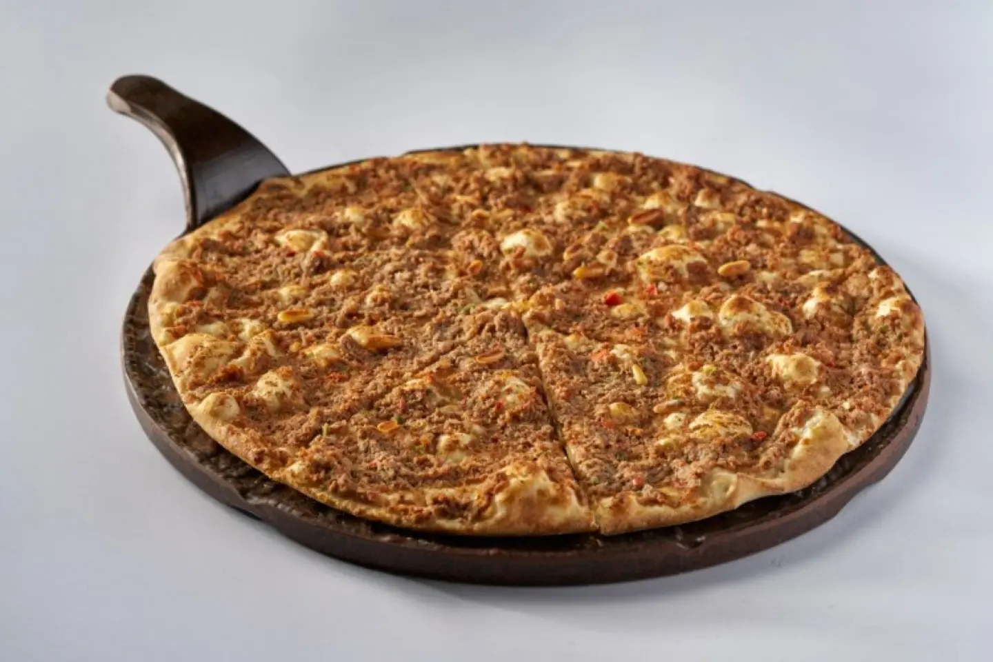 منقوشة لحمة