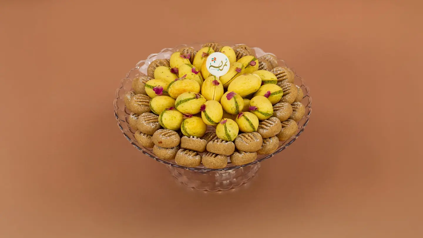 Acrylic Tray Gurayba Date And Jawzya