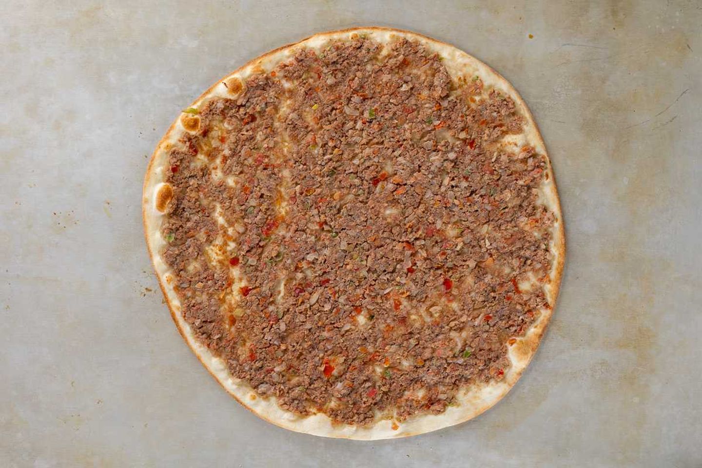 Lebanese Lahmeh Bil Ajine Manakeesh