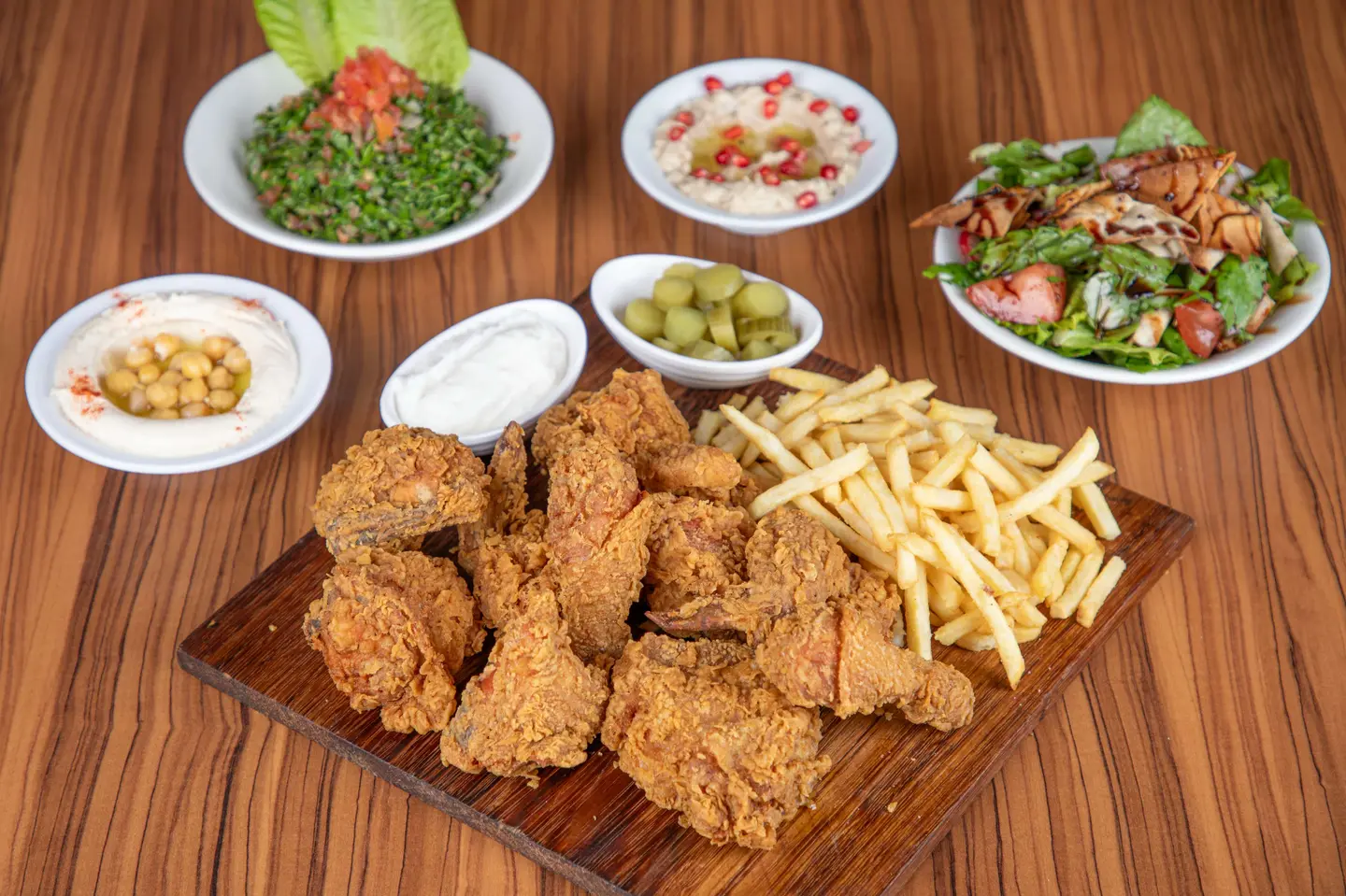 8 قطع كومبو دجاج بروستد
