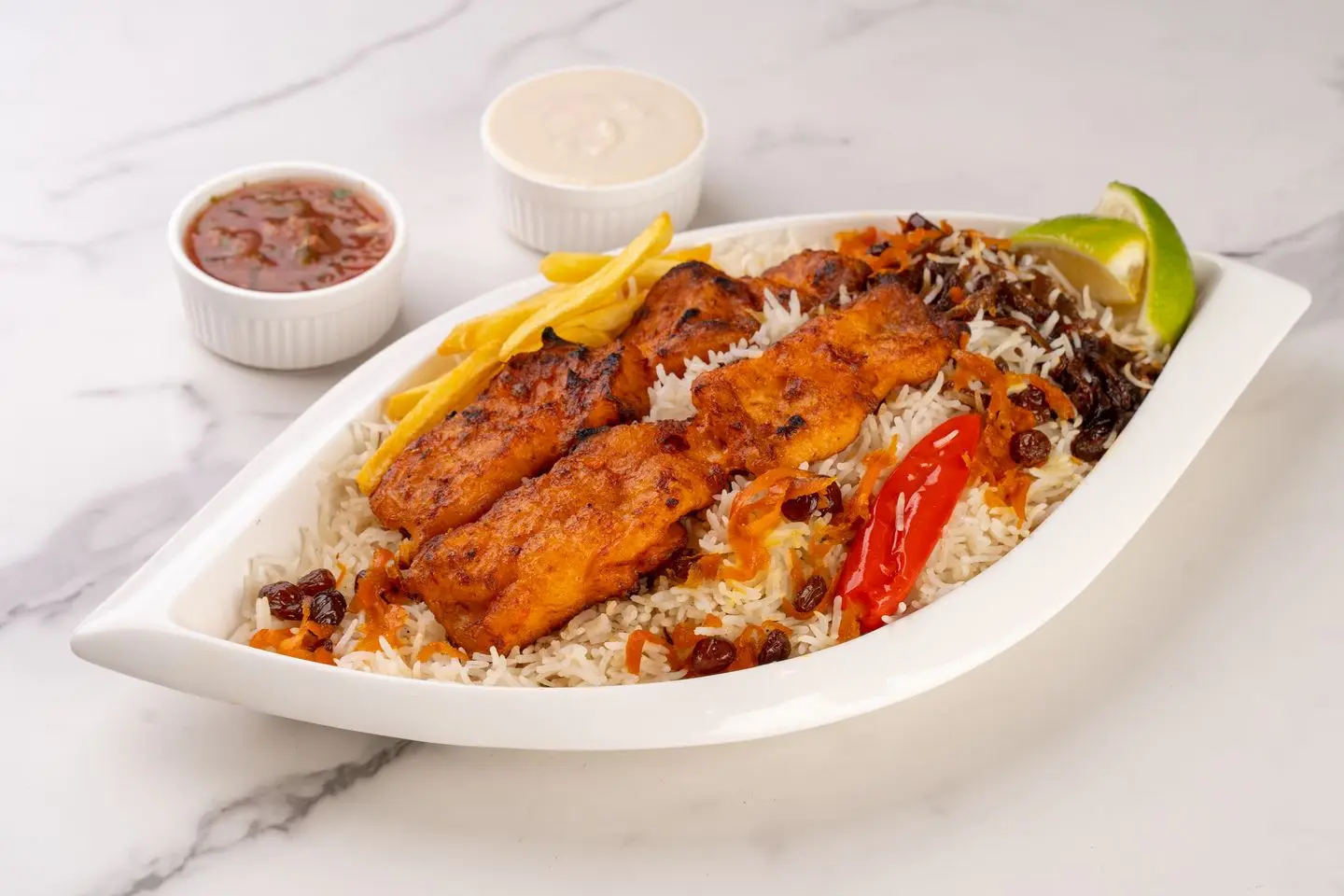 سمك فيليه مشوي مع رز بخاري
