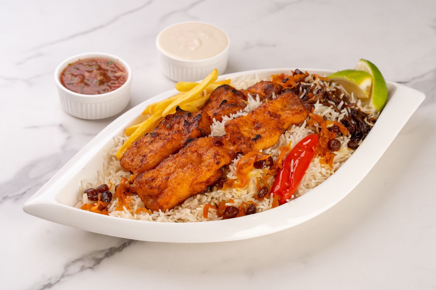 سمك فيليه مشوي مع رز بخاري