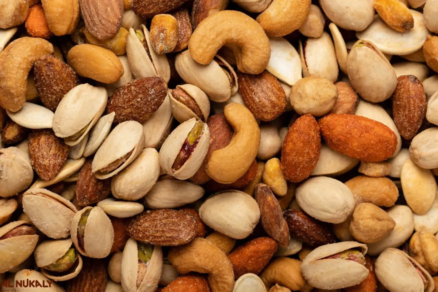 مكسرات مشكل فضي