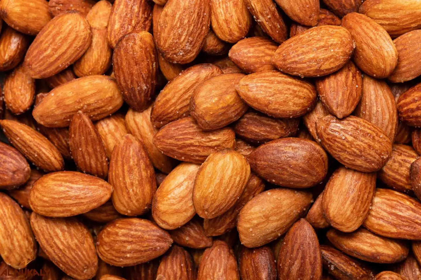 لوز امريكي محمص مالح