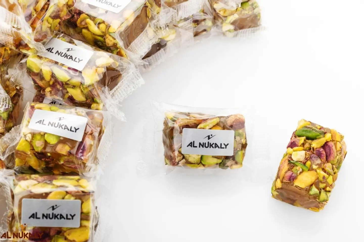 حلقوم النقلي الفاخر مبرومه الفستق