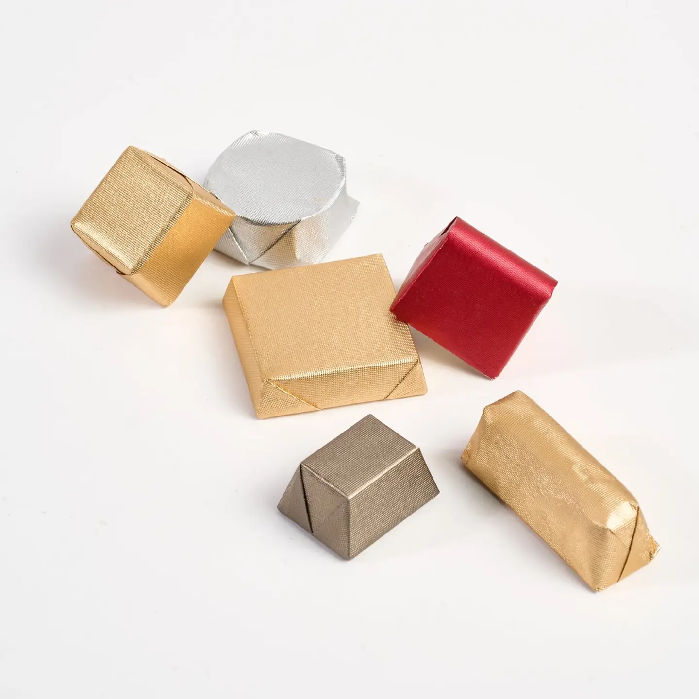 نصف كيلو شوكولاتة مغلفة