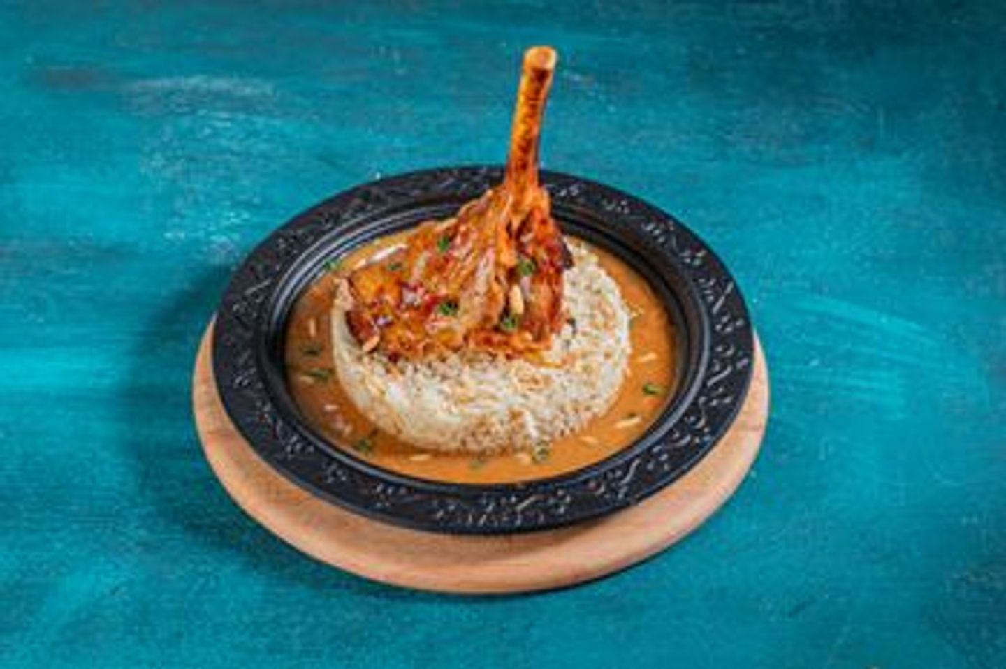 موزة باللحم مع الأرز بالشعيرية