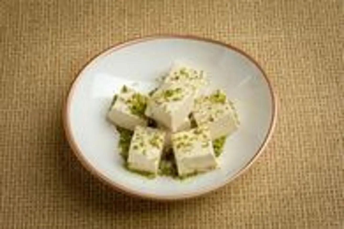 Halva Plate